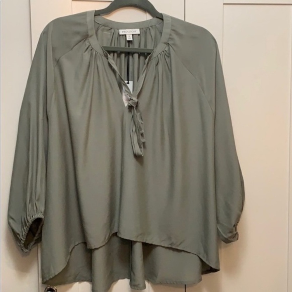 Prologue Flowy Top In Color Shadow Green Gray  Size Medium NEW! FIRM 60% OFF!